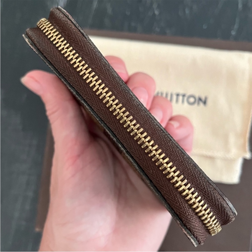 Louis Vuitton Damier Ebene Zippy Coin Purse - Picture 4 of 16